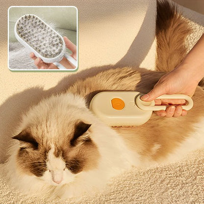 Chat à poils longs brossé sur un tapis, encart montrant les poils retenus dans les picots de la brosse