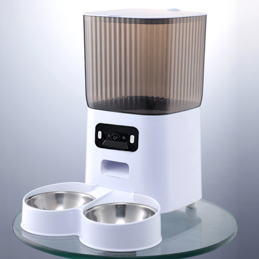 Distributeur automatique de croquettes pour chat WiFi avec caméra | Croq'Majesté - Le Palais des Chats