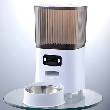 Distributeur automatique de croquettes pour chat WiFi avec caméra | Croq'Majesté - Le Palais des Chats