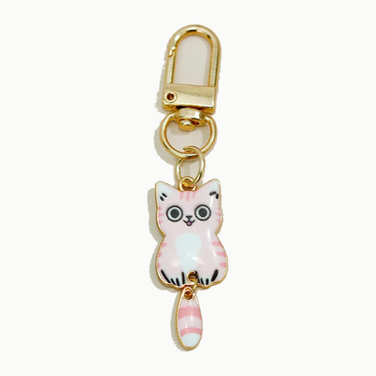 Porte-clés chat blanc et rose en métal émaillé