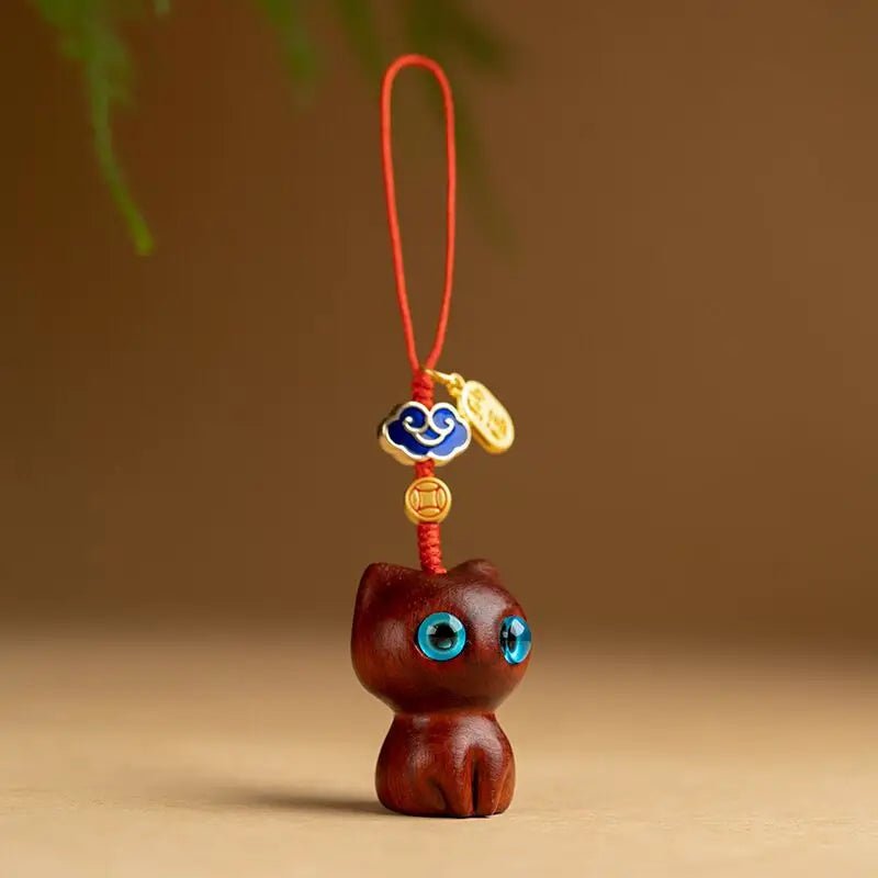 Porte-clés chat en bois sculpté, cordon tressé main | Mon Petit Grigri - Le Palais des Chats