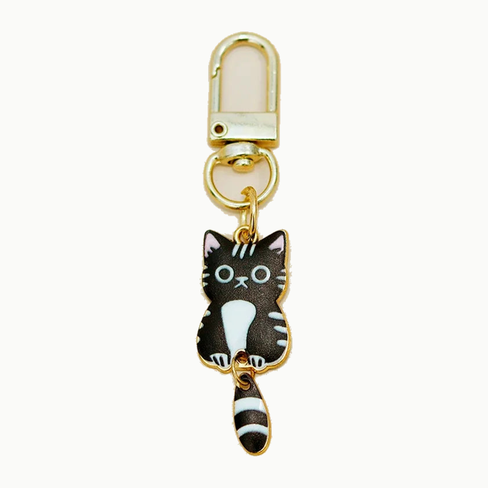 Porte-clés chat noir tigré en métal émaillé