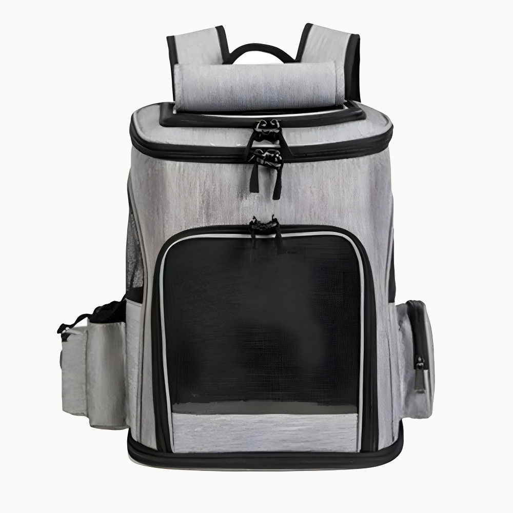 Sac à dos de transport gris vu de face, hublot en filet noir, poches latérales et bretelles rembourrées